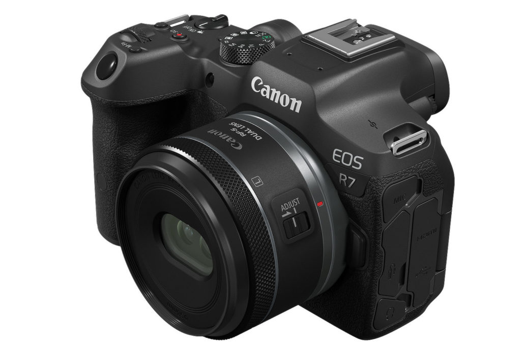 New DUAL lens from Canon for VR and 3D content creators