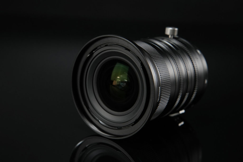 Venus Optics announces the world’s first wide-angle zoom shift lens