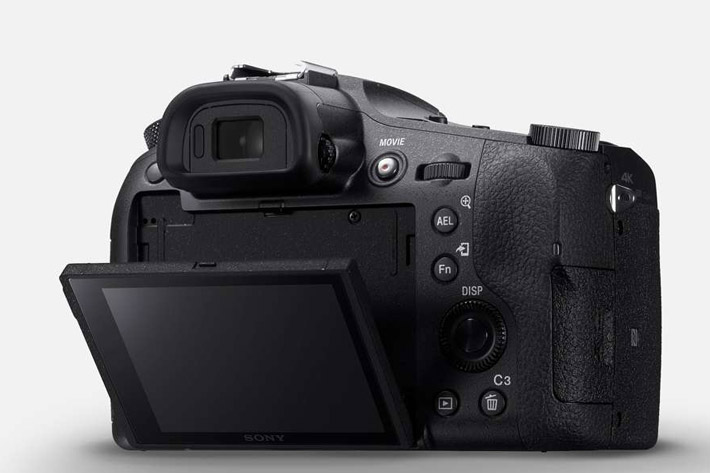 Sony RX10 IV: the world’s fastest AF speed