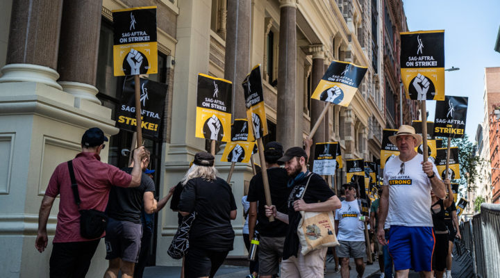 A SAG-AFTRA picket line in NYC